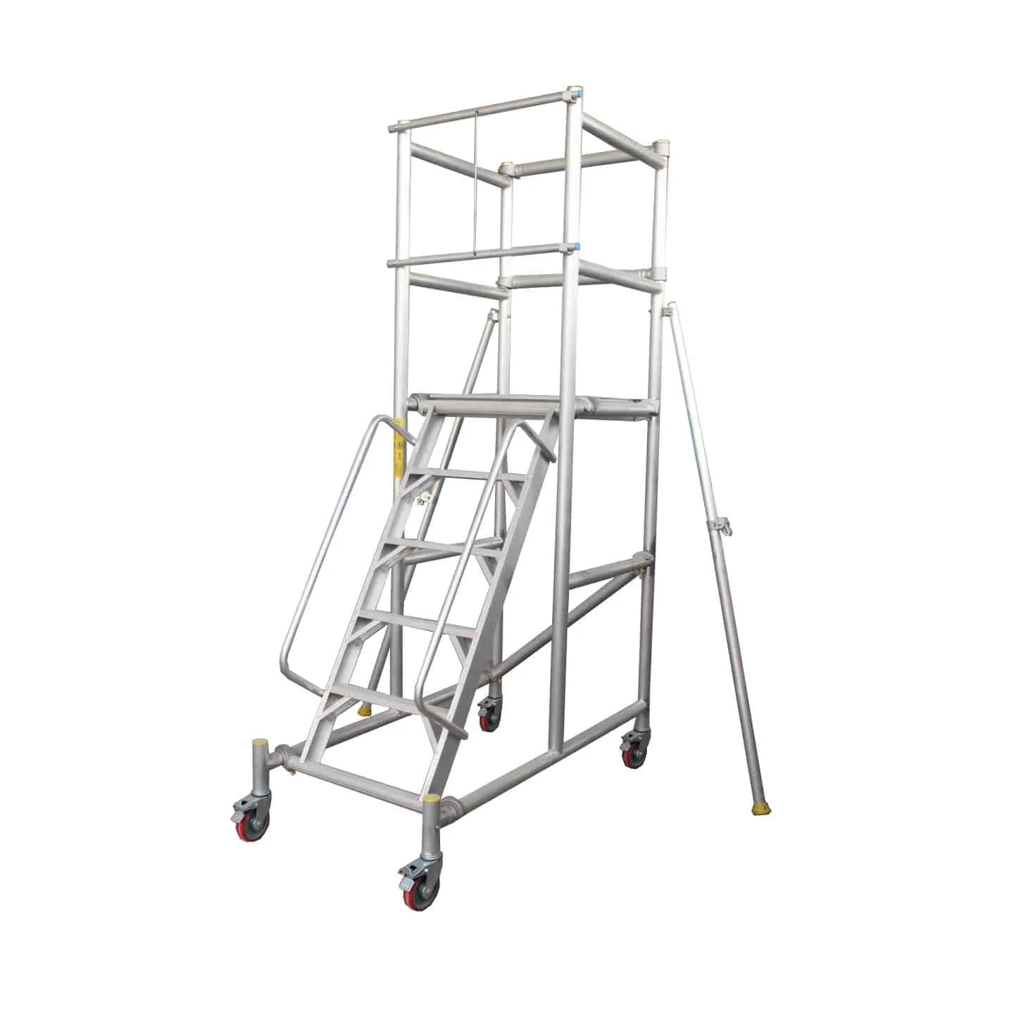 New Podium AT Steps 1.5 m (European Caster)